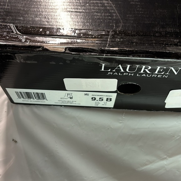 Lauren Ralph Lauren Women's Mylah Bootie Fashion Boot - Picture 8 of 8